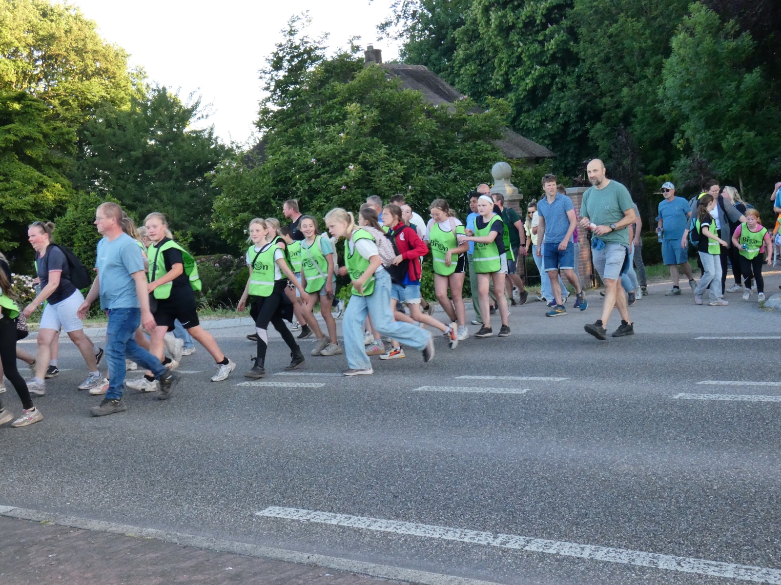 Hoe ver kan een kind wandelen tijdens de Avondwandelvierdaagse?